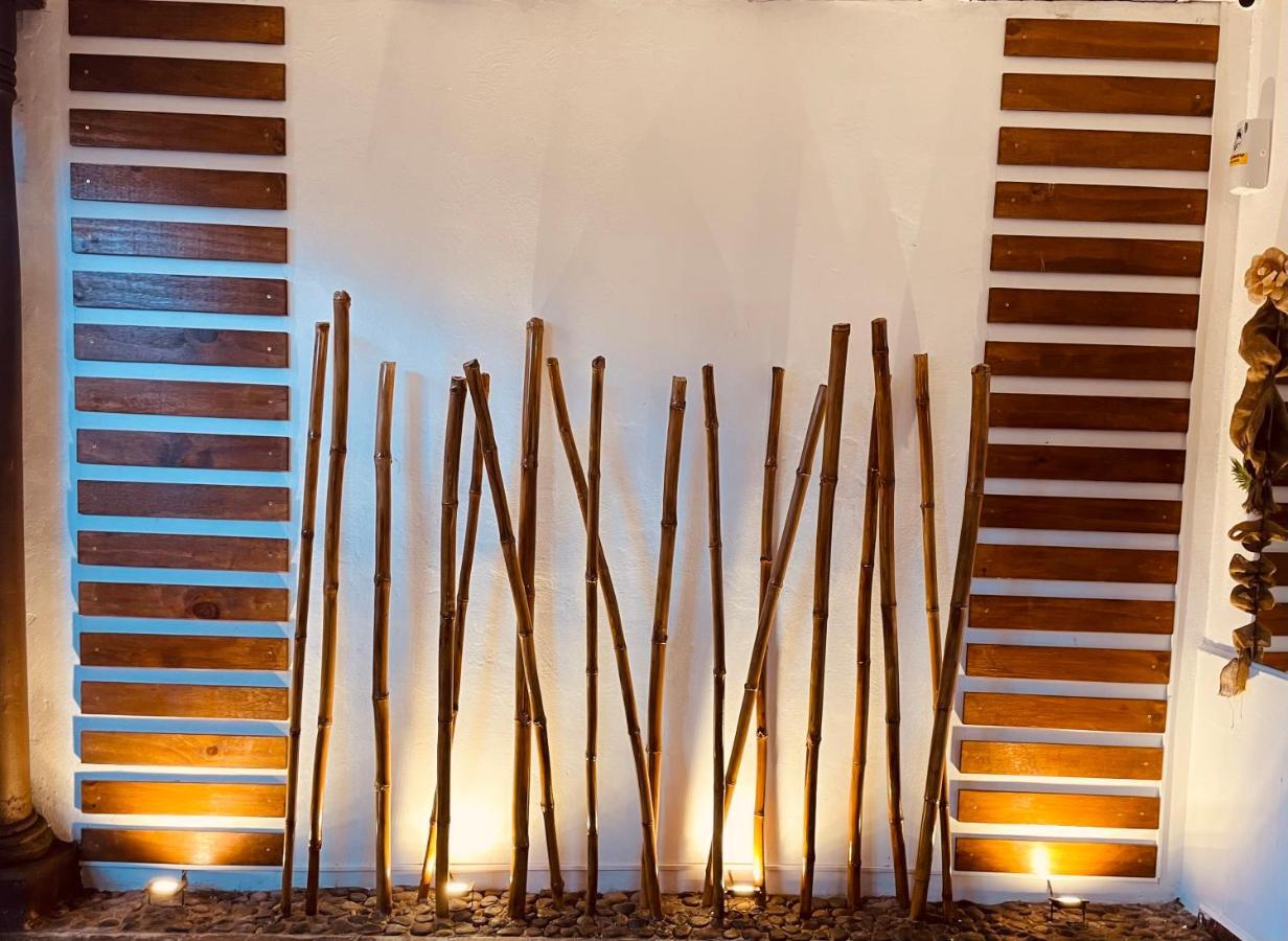 Casa Hotel Santa Lucia Suchitoto エクステリア 写真