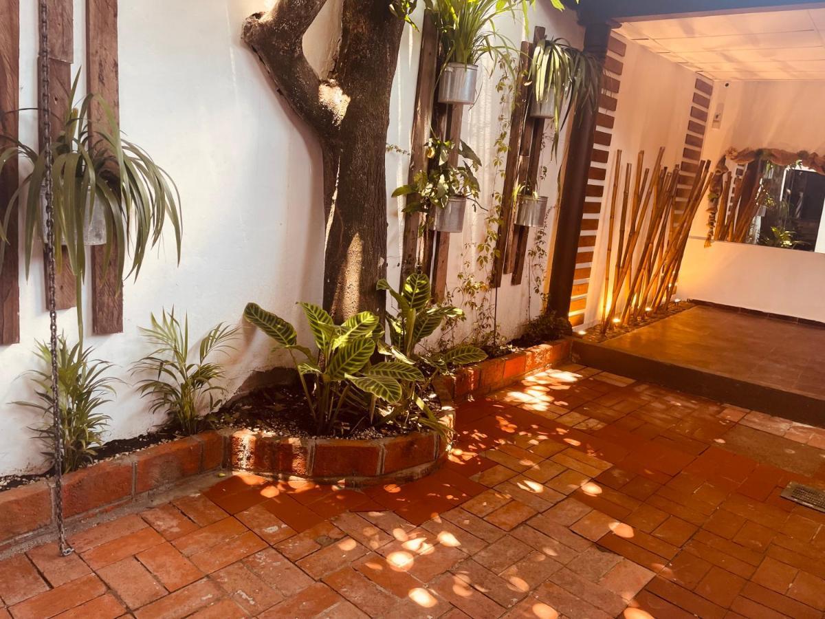Casa Hotel Santa Lucia Suchitoto エクステリア 写真